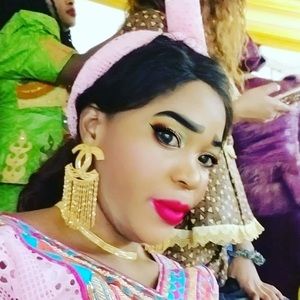 Meet your Posher, Diane